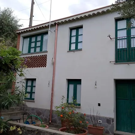 Apartment La Casa Di Filippo E Filippa Gioiosa Marea
